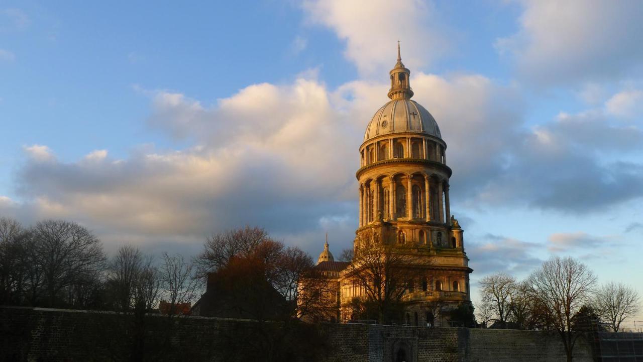 "L'Imprevue", Standing Au Pied De Notre-Dame Appartement Boulogne-sur-Mer Buitenkant foto